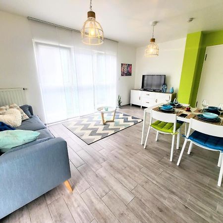 Calm And Modern Apartment Eischen Екстериор снимка