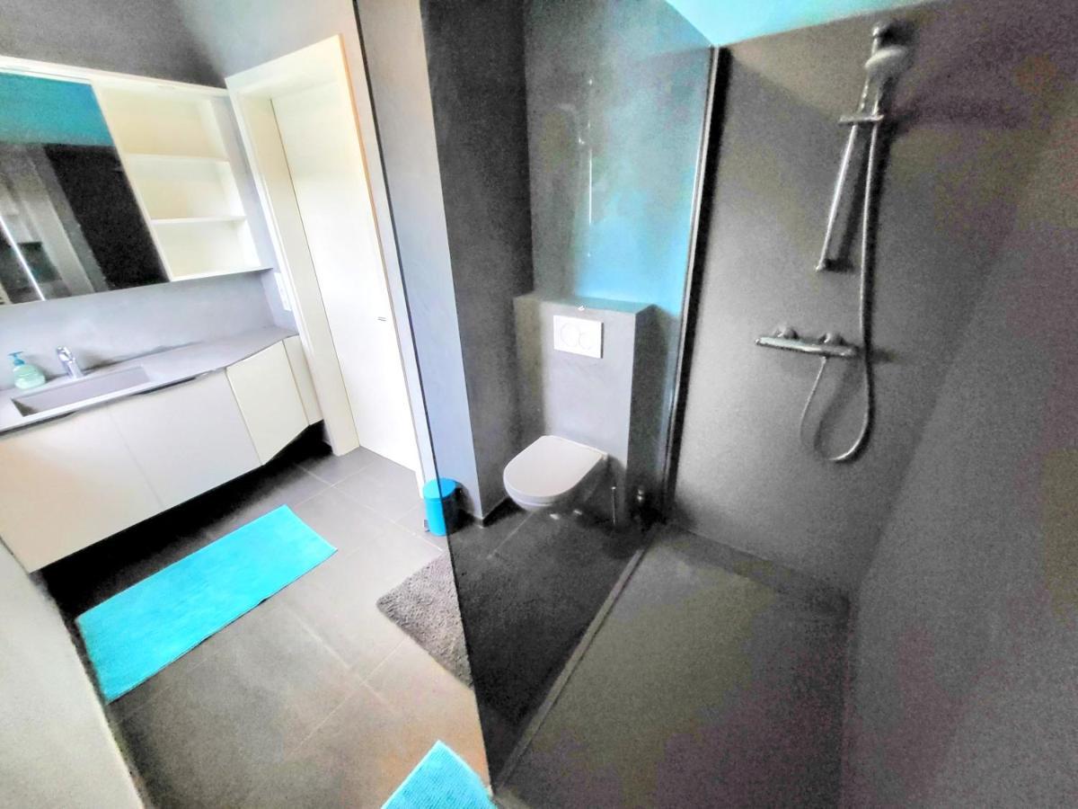 Calm And Modern Apartment Eischen Екстериор снимка