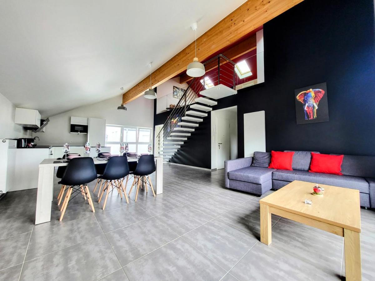 Calm And Modern Apartment Eischen Екстериор снимка